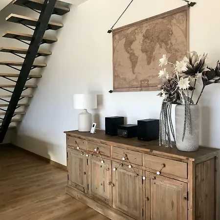 Isis Villa