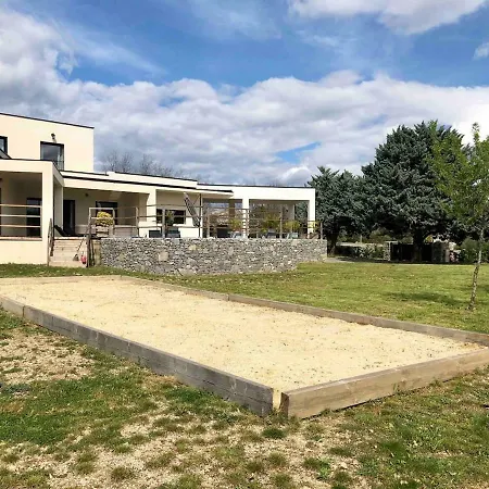 Villa Isis *